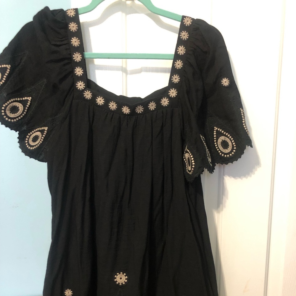 BCBGMAXAZRIA Black and Tan Dress